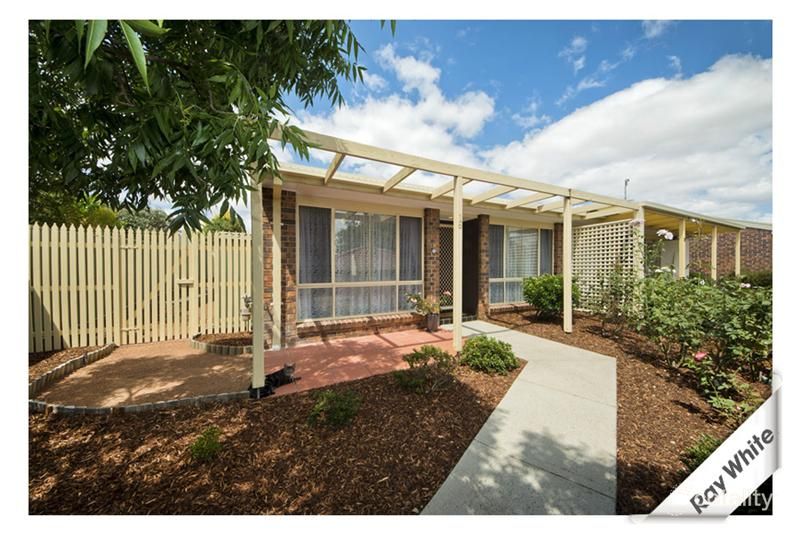 16/27 Elm Way, Jerrabomberra, NSW 2619