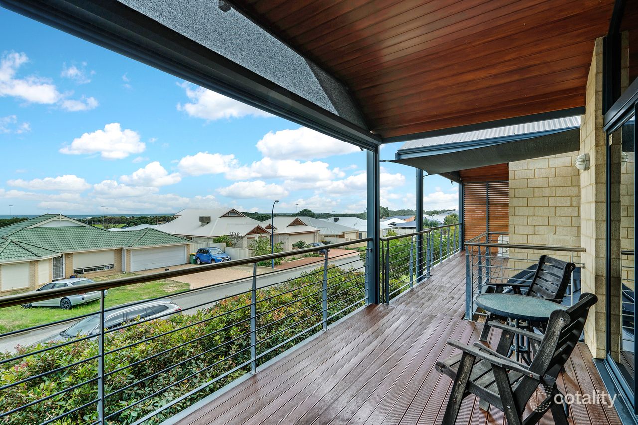 18 Mundaring Cres, Dawesville, WA 6211