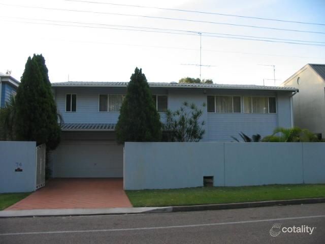 74 Sandy Point Rd, Corlette, NSW 2315