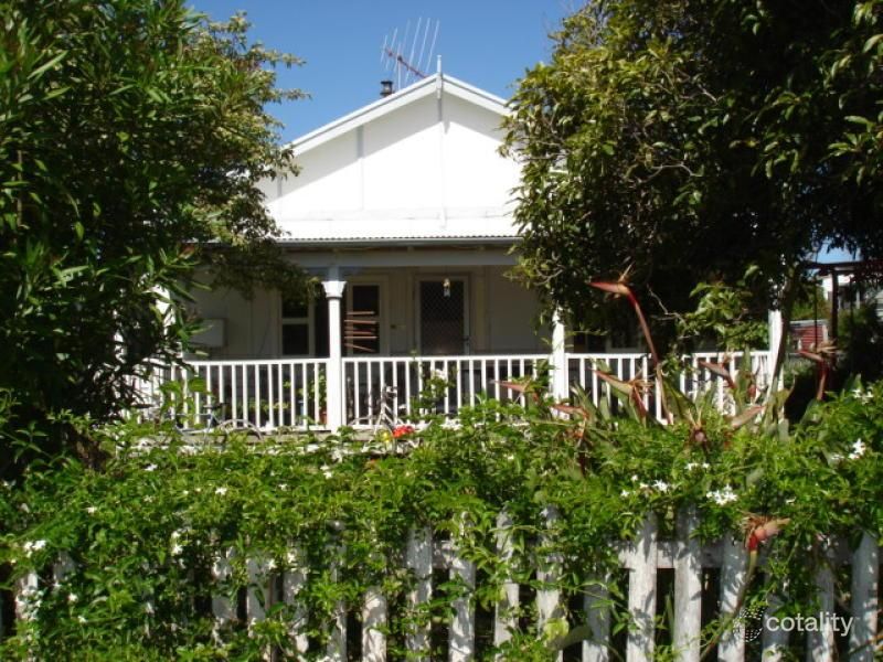 38 Garden St, Middleton Beach, WA 6330