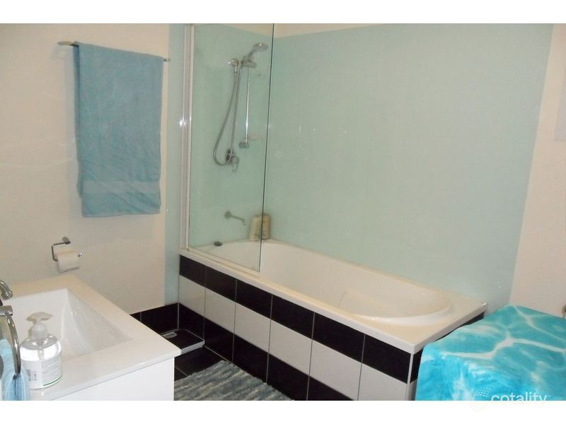 1902 Gatton Clifton Rd, Fordsdale, QLD 4343