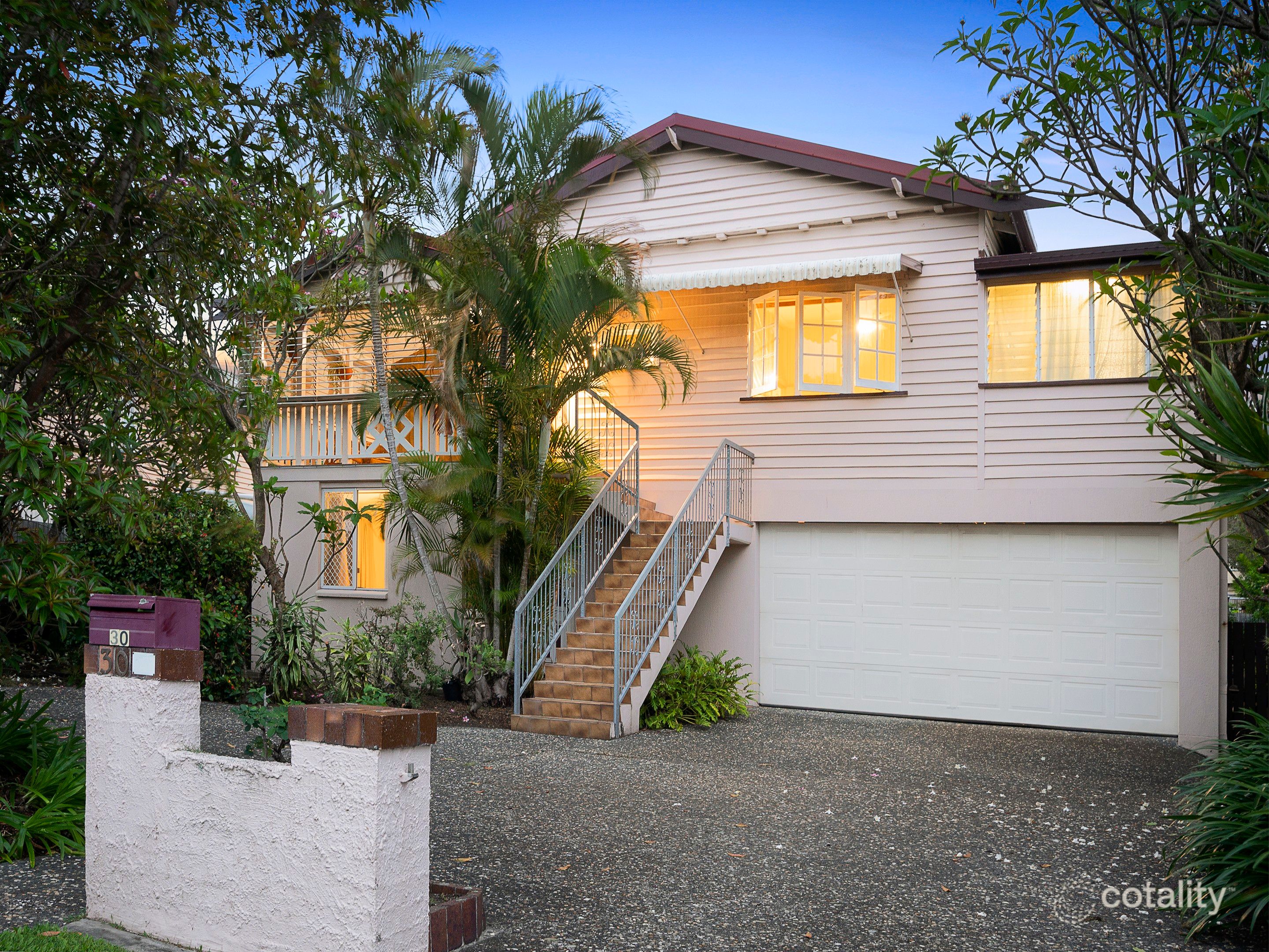 30 Hunter St, Greenslopes, QLD 4120