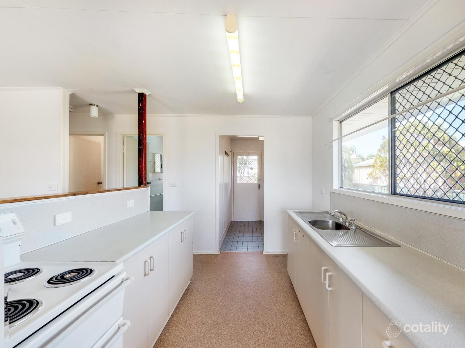 285 Pattemore St, Kawana, QLD 4701