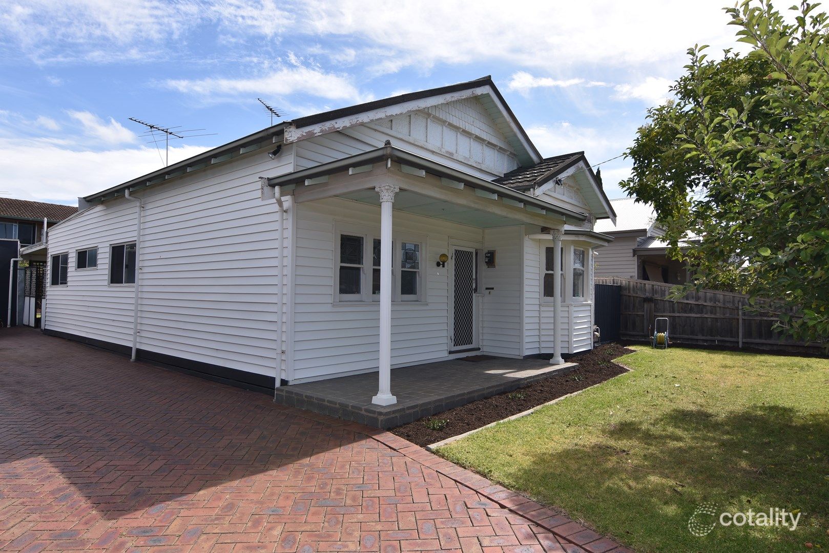 1 Lascelles Ave, Manifold Heights, VIC 3218
