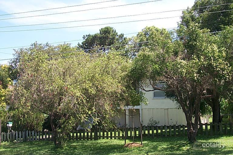 11 Bayview Rd, Brighton, QLD 4017