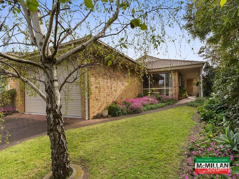124 Fifth Ave, Rosebud, VIC 3939