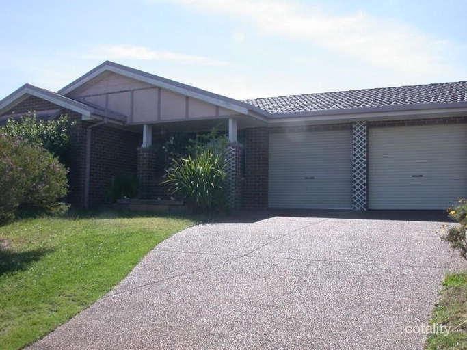 62 Colorado Dr, Blue Haven, NSW 2262