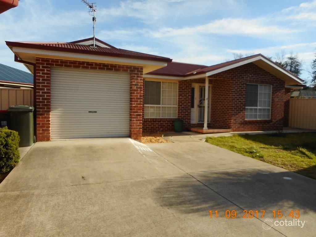 3/6 Beal St, Tumut, NSW 2720