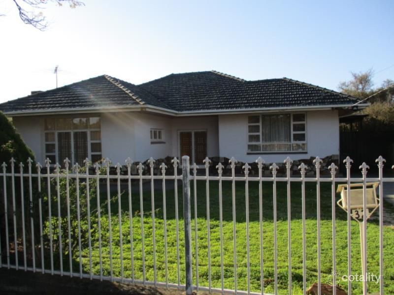 32 Manuel Ave, Blair Athol, SA 5084