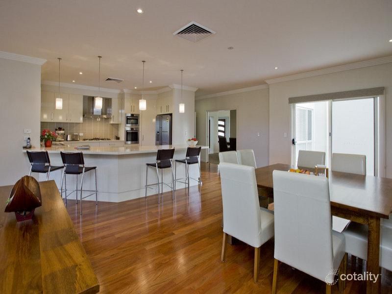 57 Robert Hoddle Gr, Bombira, NSW 2850