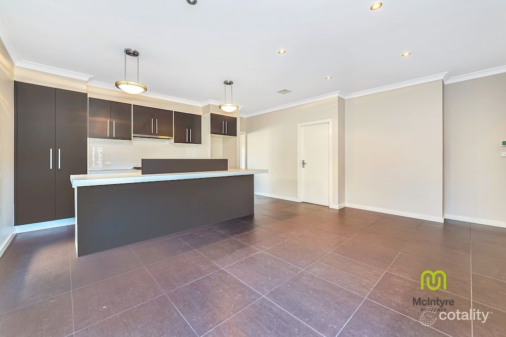 28 Daniels St, Franklin, ACT 2913