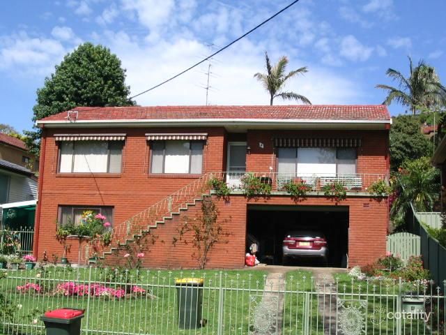 4 Langson Ave, Figtree, NSW 2525