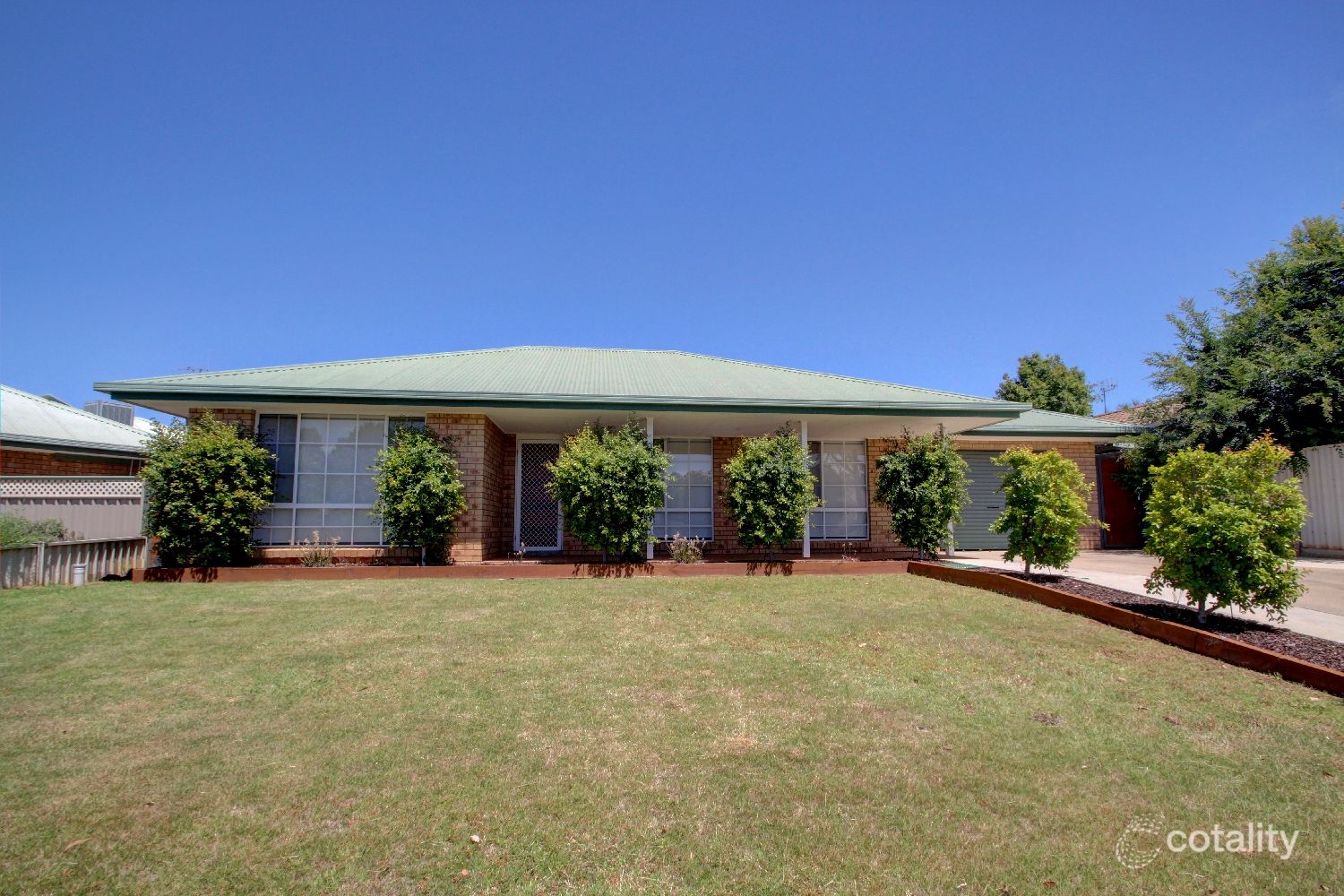 4 Scenic Dr, Cobram, VIC 3644