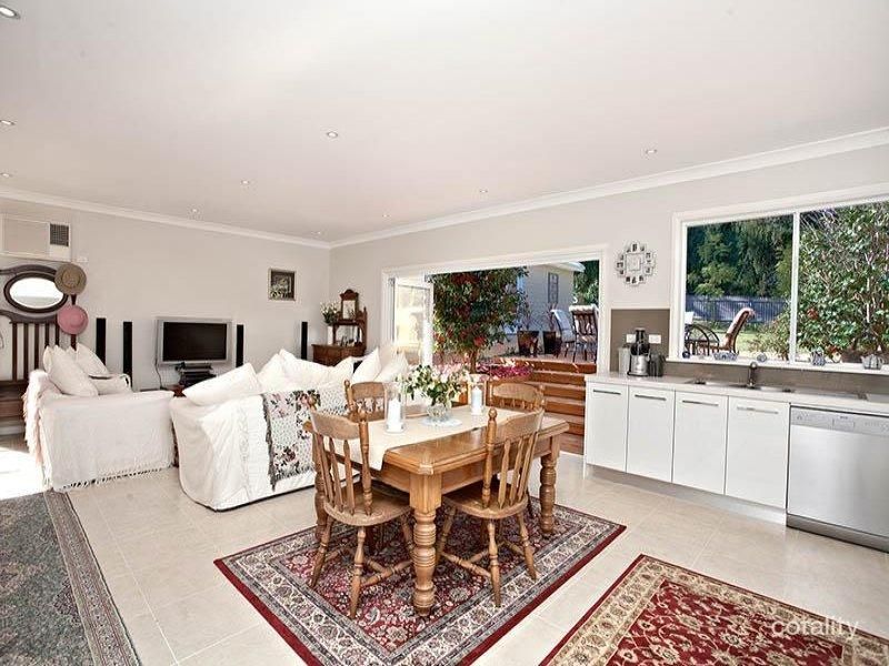 5 Warandoo St, Hornsby, NSW 2077