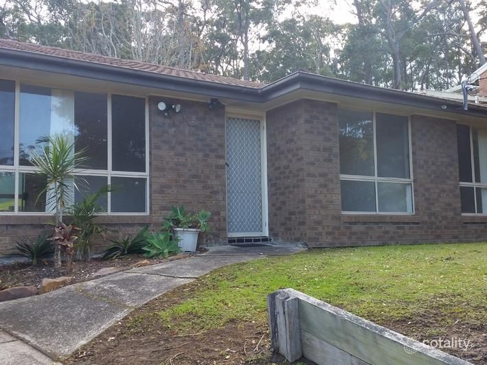 14 Bulwara Pl, Bolton Point, NSW 2283