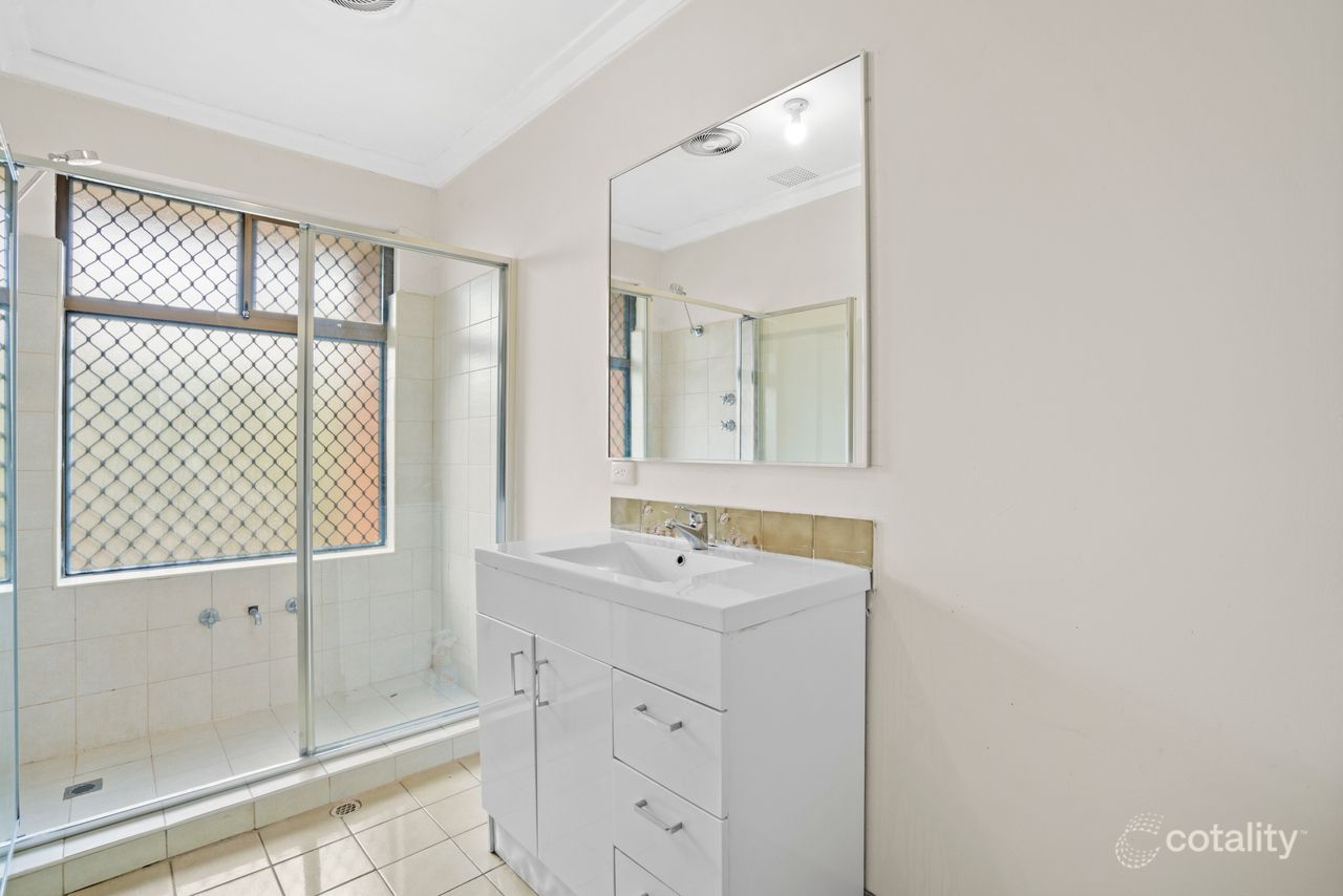 8 Camelot Pl, Camillo, WA 6111