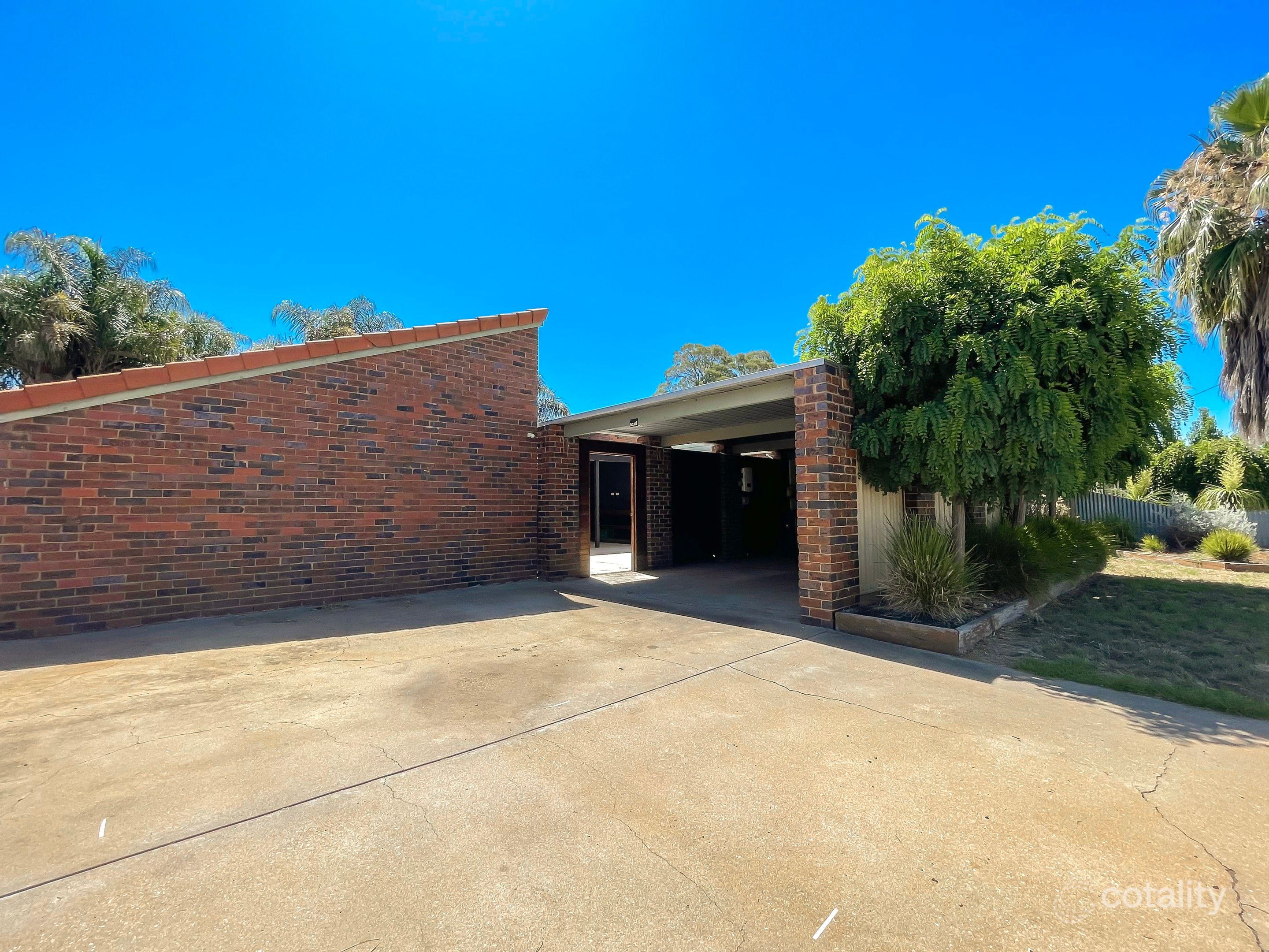 28 Douglas Ave, Swan Hill, VIC 3585