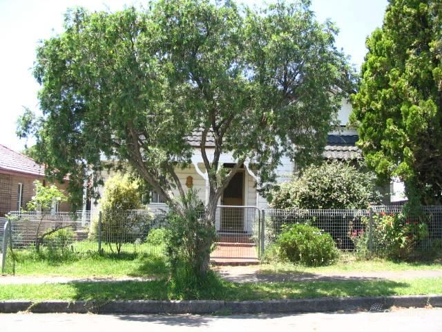 9 Crimson St, Ashbury, NSW 2193