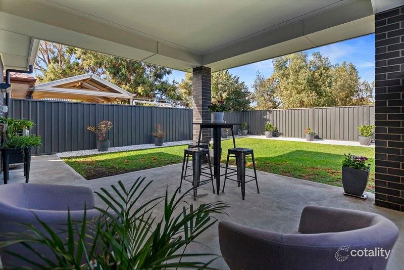 22a Conington Cres, Morphett Vale, SA 5162