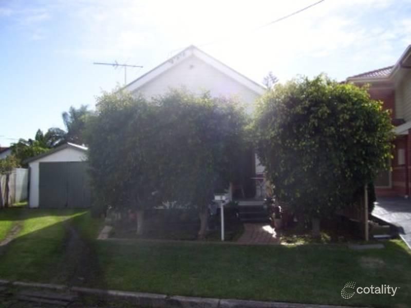 2 Myola St, Mayfield, NSW 2304