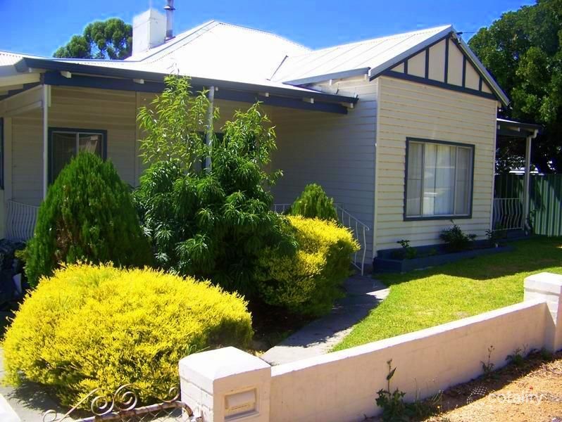 11 Lawley St, Collie, WA 6225