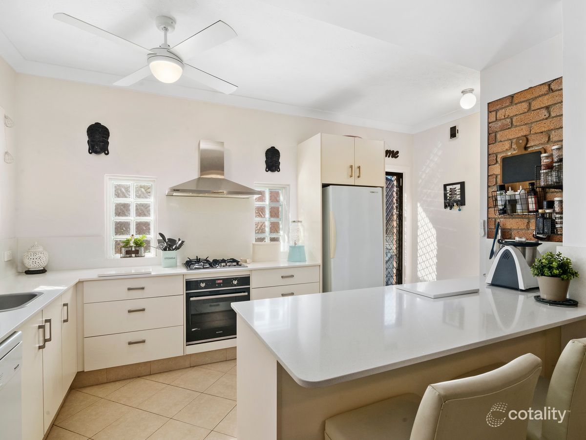 2/33 Hillcrest Ave, Tugun, QLD 4224