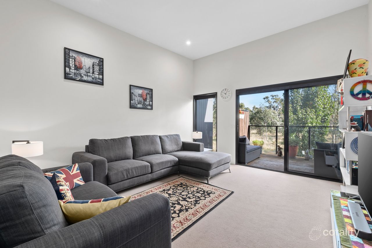 5 Albany Rd, Mill Park, VIC 3082