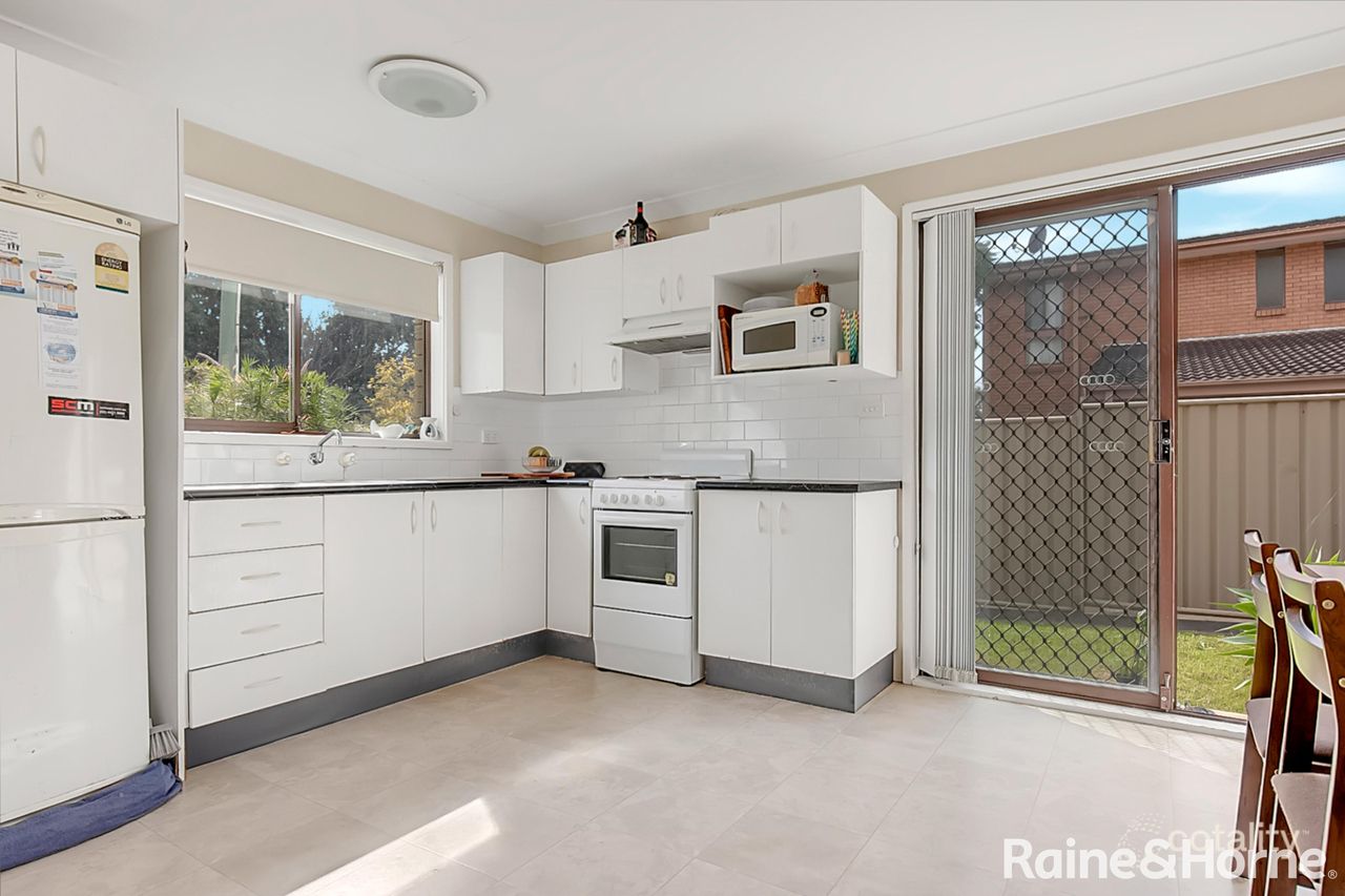 1/6 Campbell Pl, Nowra, NSW 2541
