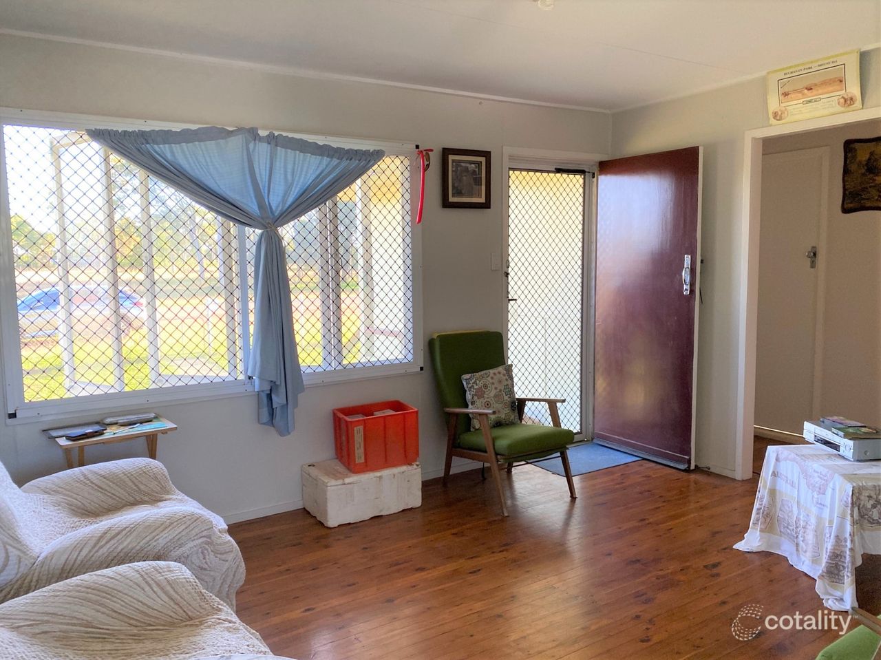 9 Melvin St, Pentland, QLD 4816