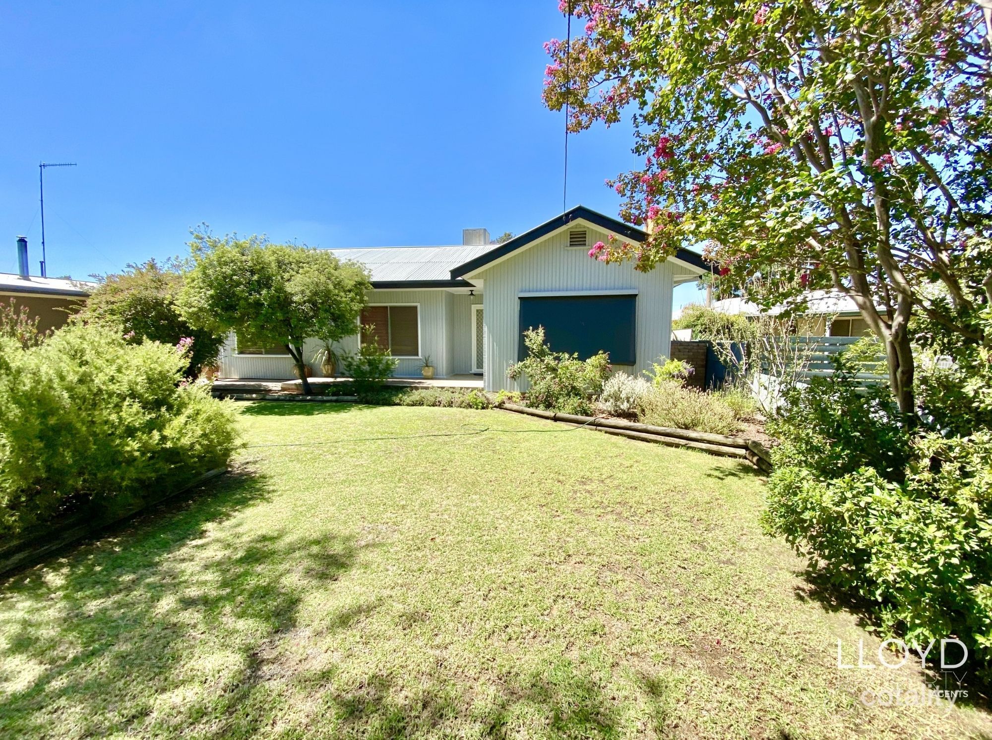 299 Noyes St, Deniliquin, NSW 2710