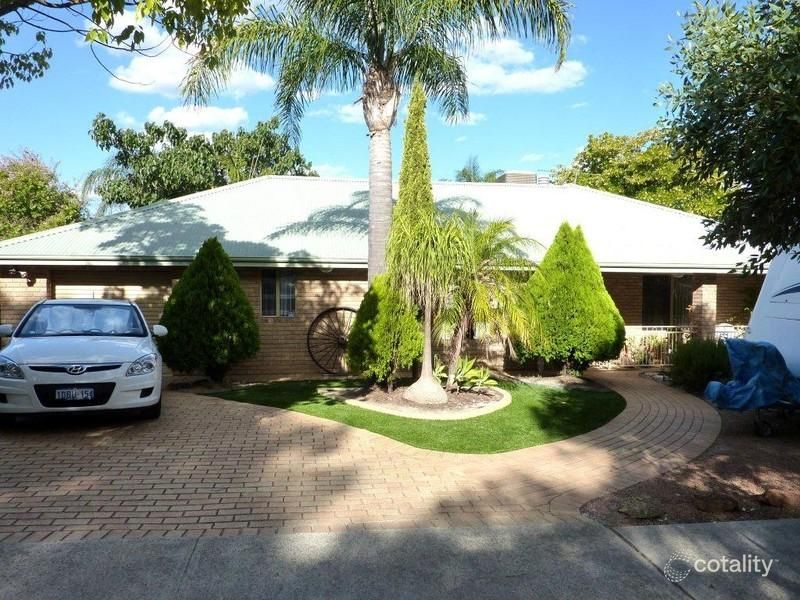 114 River Rd, Kelmscott, WA 6111