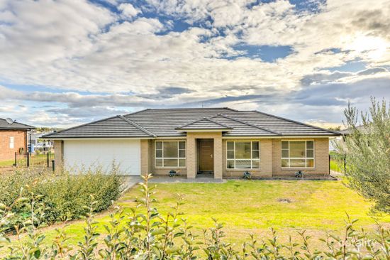 35 Windmill Dr, Moore Creek, NSW 2340