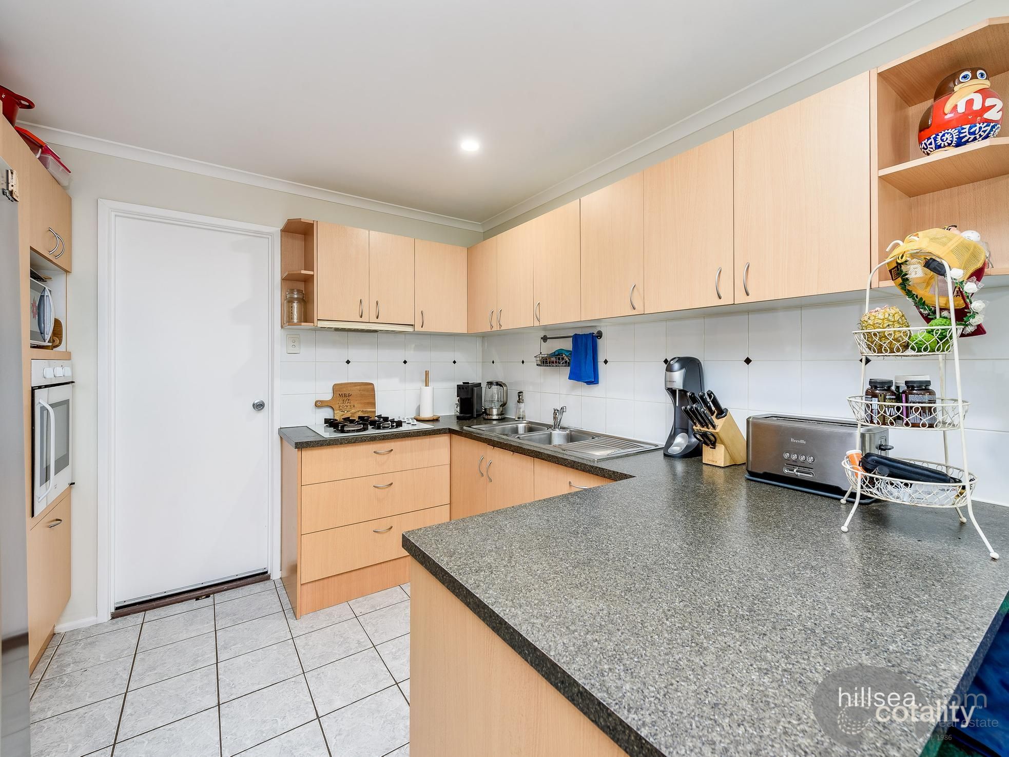 1/69 Usher Ave, Labrador, QLD 4215