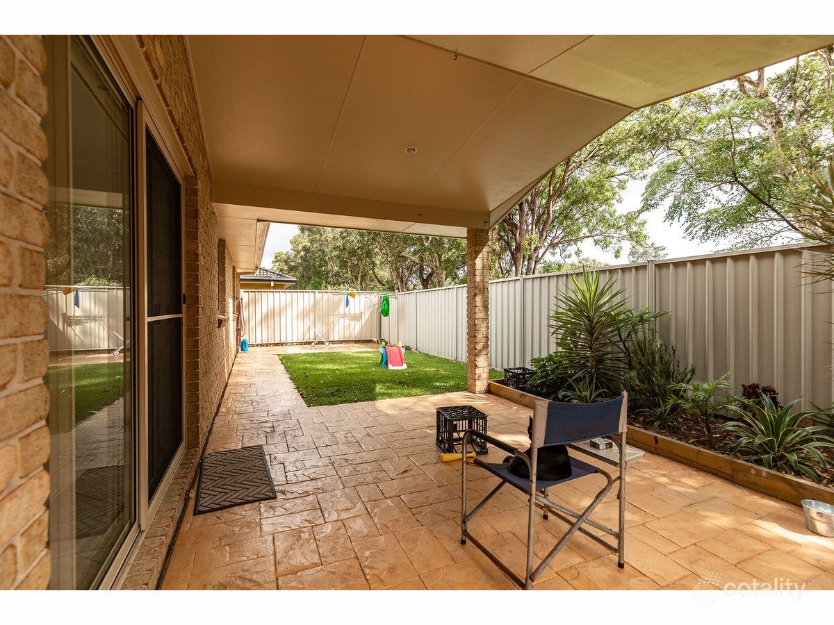 27 Nuwarra Cct, Forster, NSW 2428