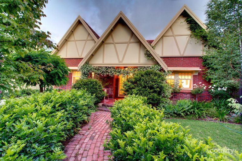 12 Mckenna St, Kensington Park, SA 5068