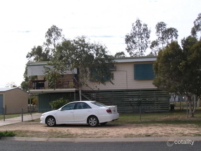 102-104 Charles St, Roma, QLD 4455