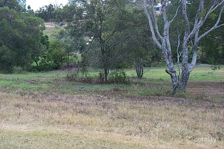 15 Satin Wood Pl, Chapel Hill, QLD 4069
