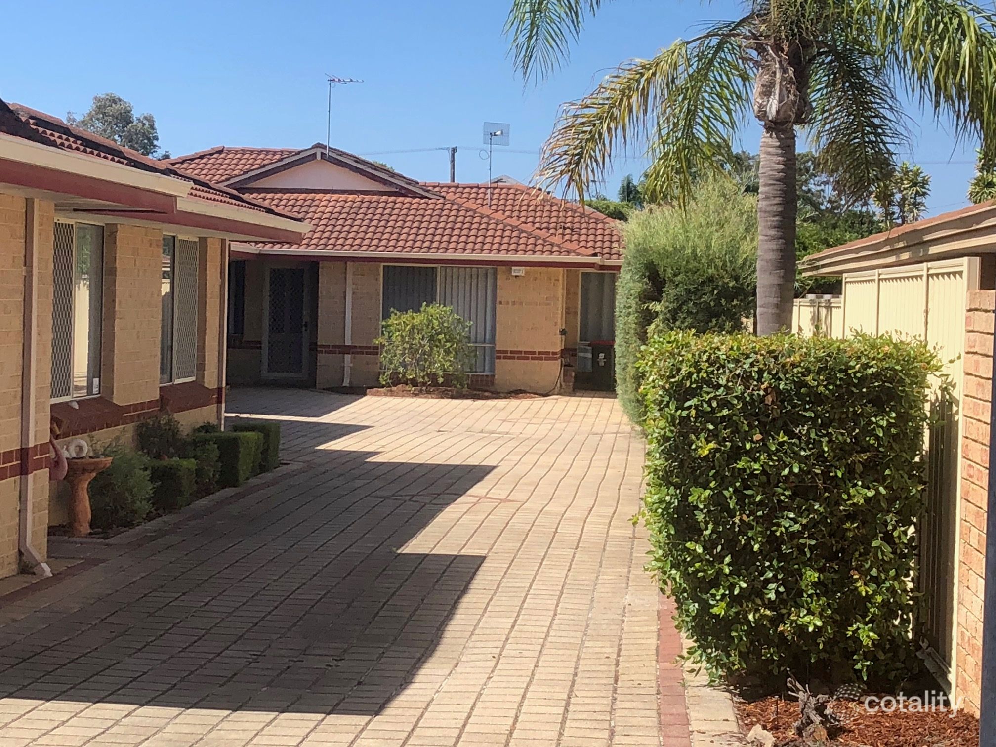 32b Leeds St, Dianella, WA 6059