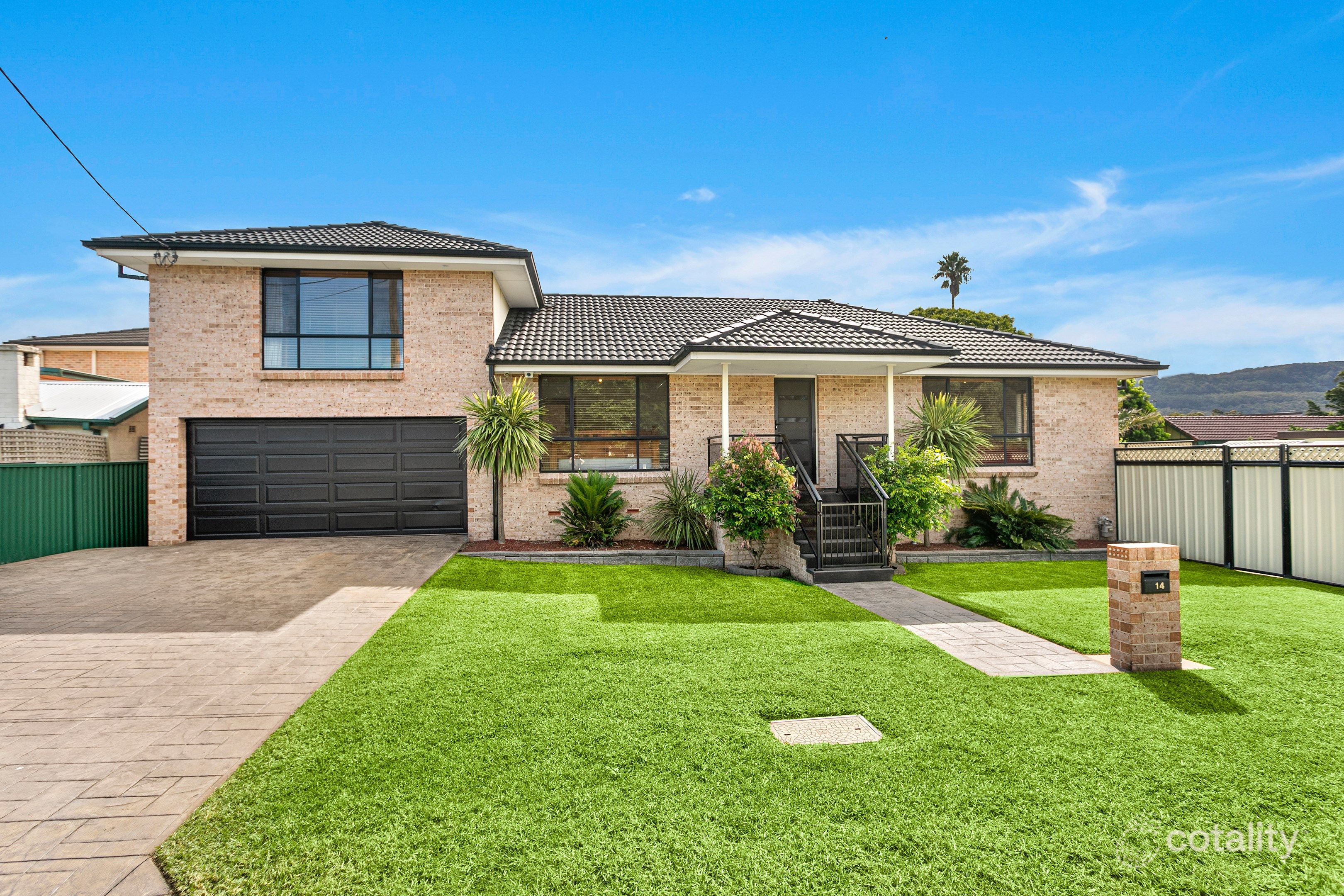14 Pioneer Rd, Bellambi, NSW 2518