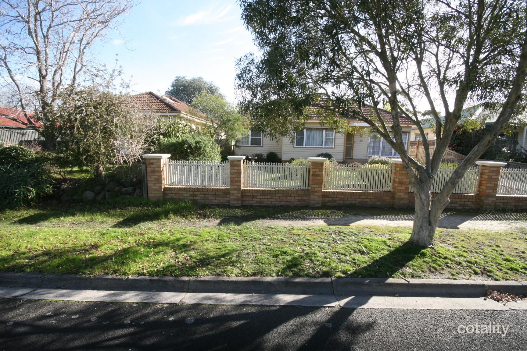 16 Ireland St, Ringwood, VIC 3134