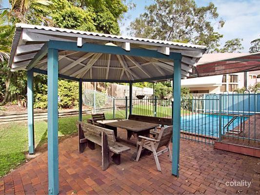 125a Ninth Ave, St Lucia, QLD 4067