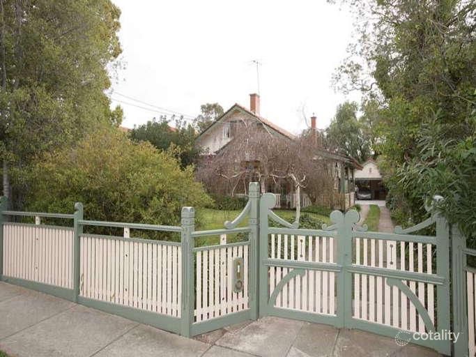 27 Kalimna St, Essendon, VIC 3040