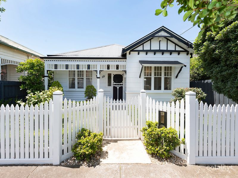 19 Chirnside St, Kingsville, VIC 3012