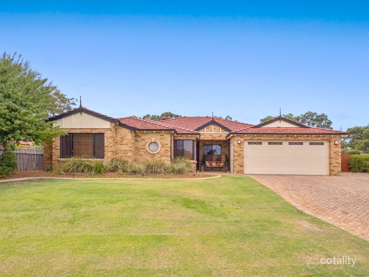 44 Riverdale Rd, Helena Valley, WA 6056