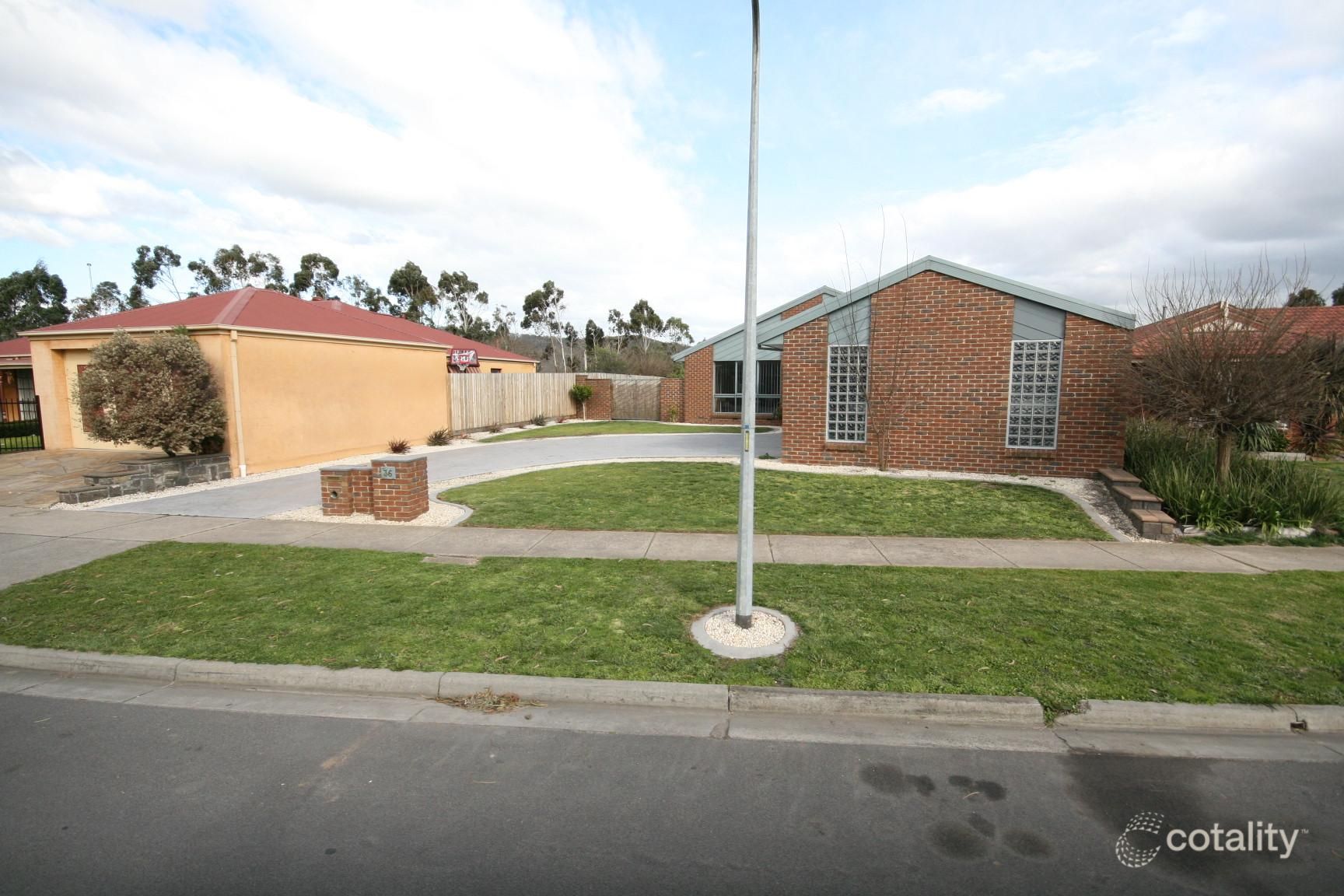 39 Yvette Dr, Rowville, VIC 3178