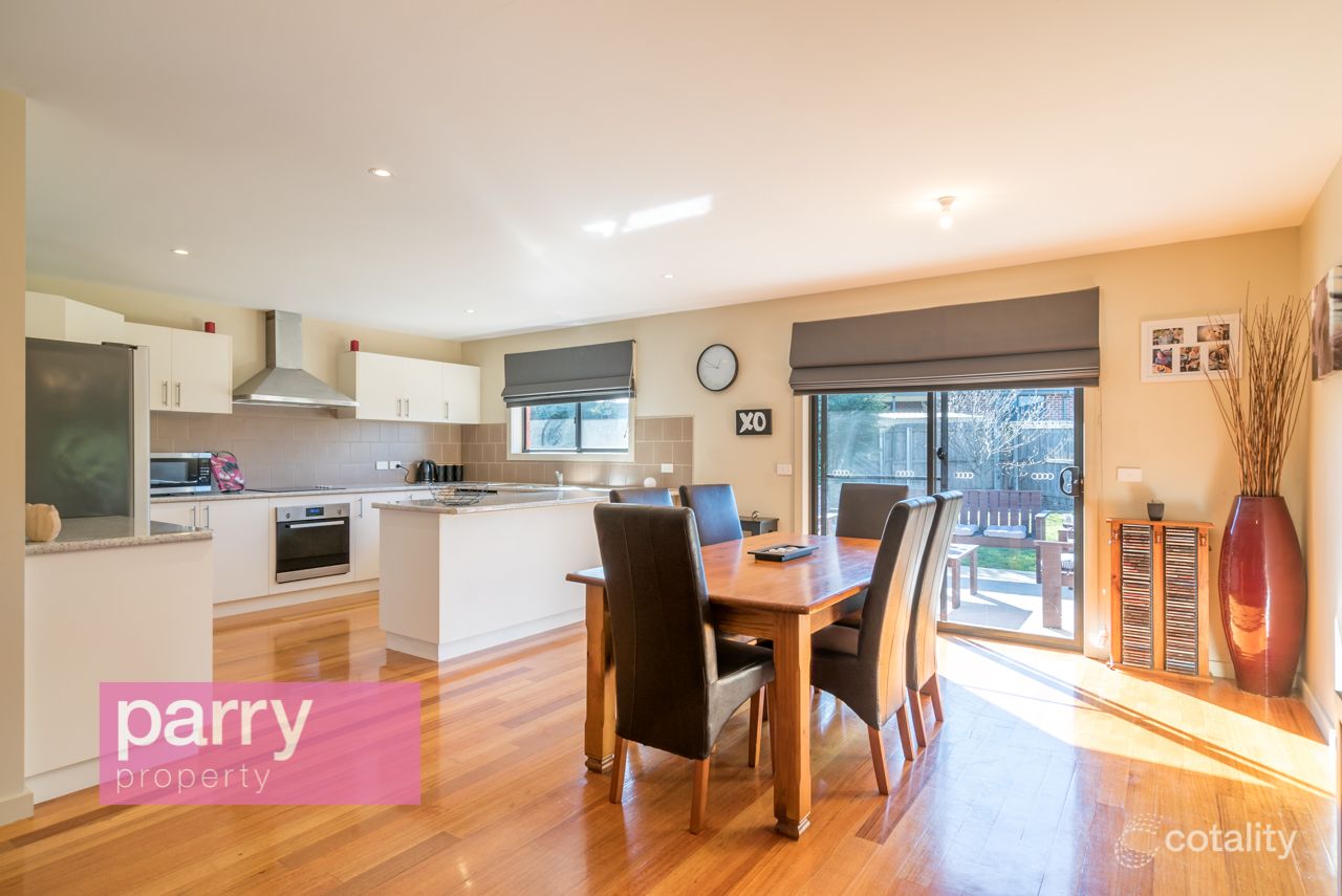 10 Evia Ct, Newnham, TAS 7248
