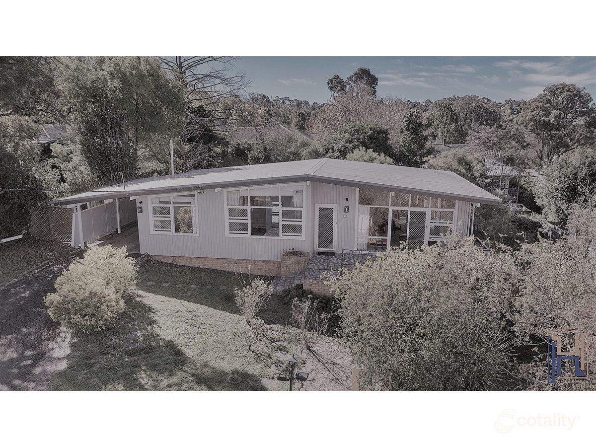 25 Wilson Ave, Armidale, NSW 2350