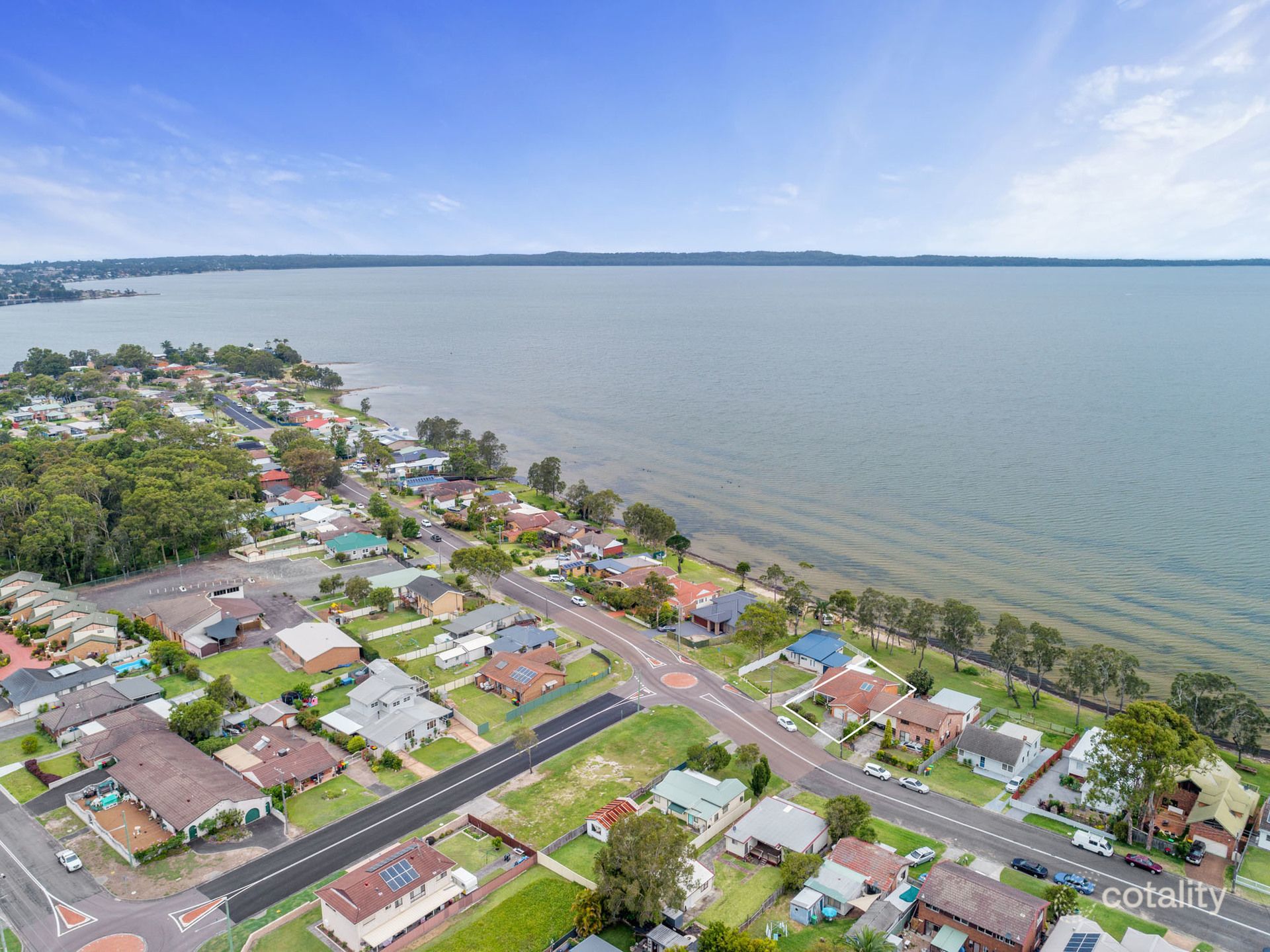 68 Marks Rd, Gorokan, NSW 2263