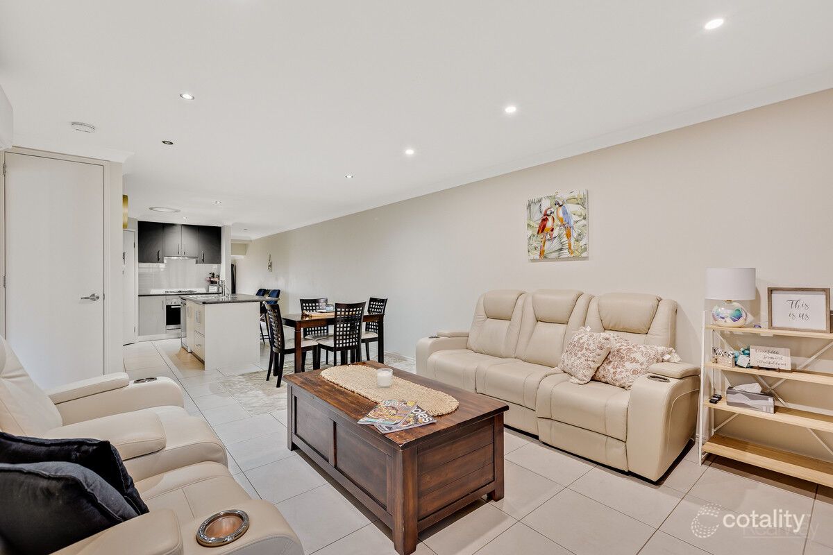 2/16 Tempest Dr, Glenvale, QLD 4350