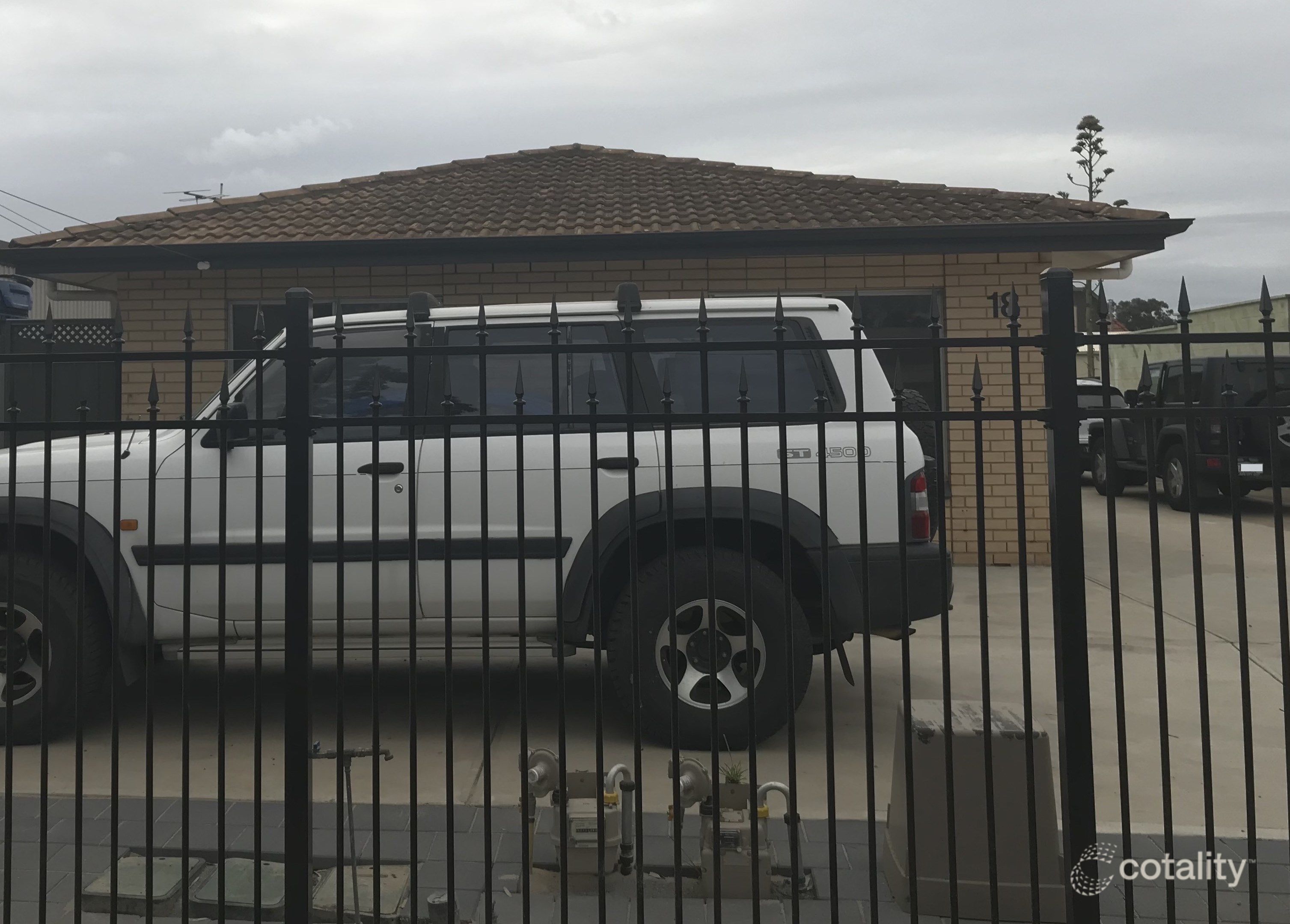 2/18 Hill Rd, Wingfield, SA 5013